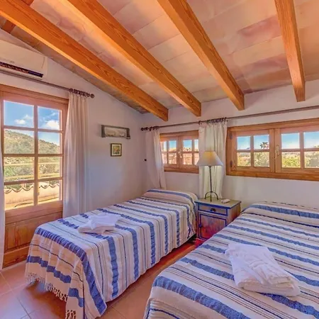 Roma - Spacious With Panoramic Views